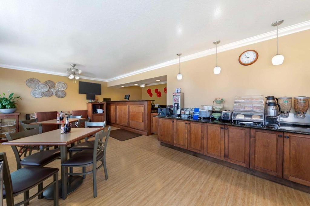 Best Western Hanford Inn Luaran gambar