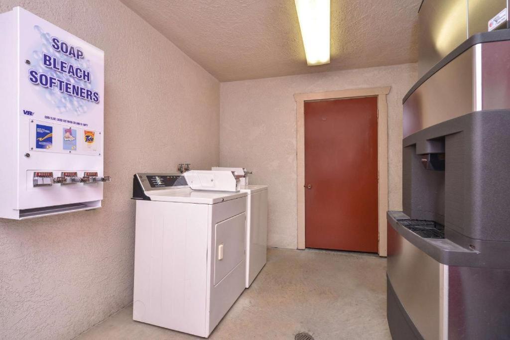 Best Western Hanford Inn Luaran gambar