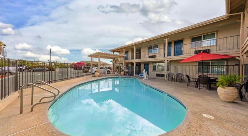 Best Western Hanford Inn Luaran gambar